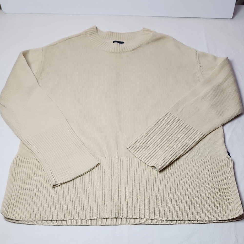 GAP Cream Crewneck Sweater